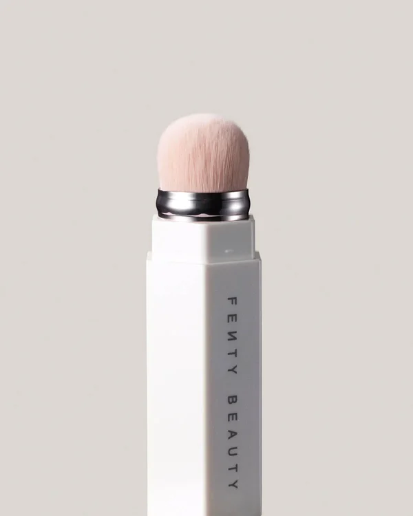 Portable Contour & Concealer Brush 150 - Image 2