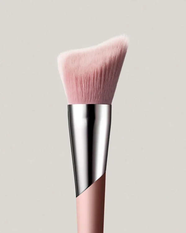 Cheek-Hugging Bronzer Brush 190 - Image 3
