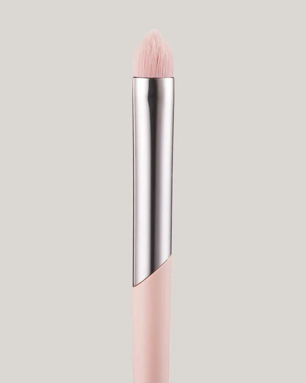 Precise Definition Eyeshadow Brush 220 - Image 2