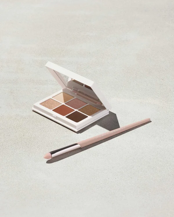 Precise Definition Eyeshadow Brush 220 - Image 3