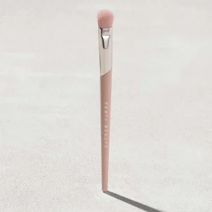Plush Eyeshadow Brush 240