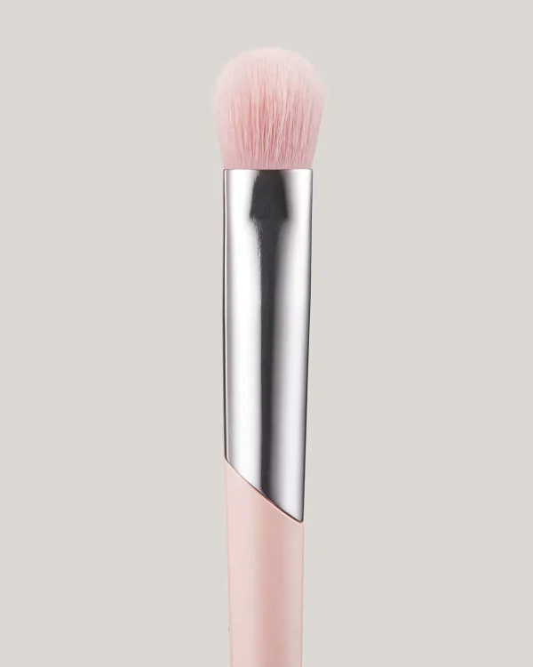 Plush Eyeshadow Brush 240 - Image 2