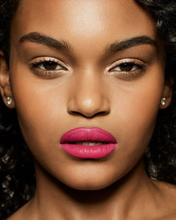 Stunna Lip Paint Longwear Fluid Lip Color — Unlocked - Image 4