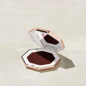 Cheeks Out Freestyle Cream Bronzer — Toffee Tease