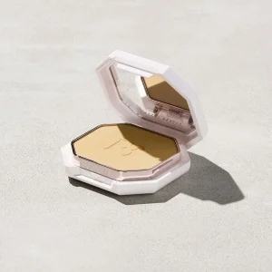 Pro Filt’r Soft Matte Powder Foundation — #145