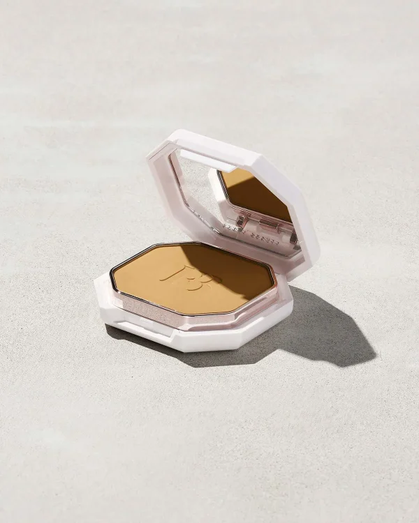 Pro Filt’r Soft Matte Powder Foundation — #255