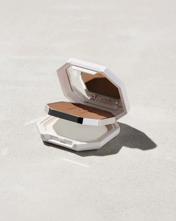 Pro Filt’r Soft Matte Powder Foundation — #420 - Image 5