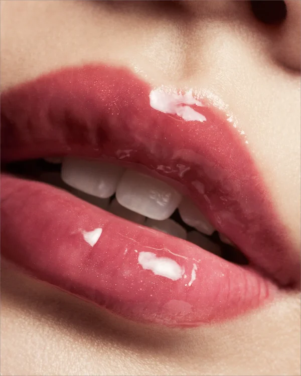 RiRi on Repeat Makeup Essentials - Image 3