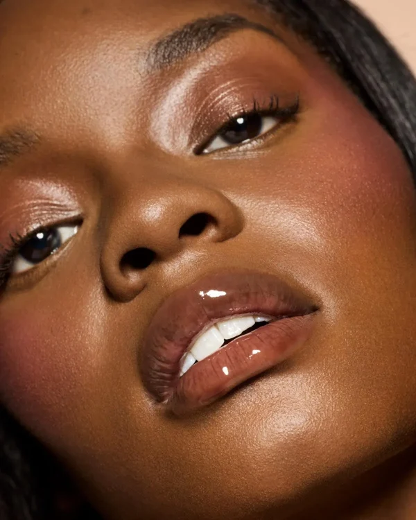 Gloss Bomb Heat Universal Lip Luminizer + Plumper — Hot Chocolit Heat - Image 2