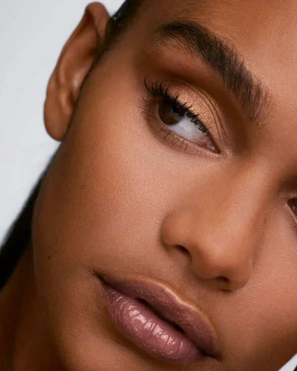 We’re Even Hydrating Longwear Concealer — 335W - Image 3