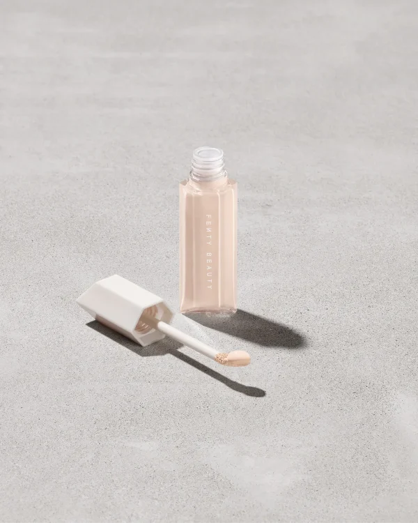 We’re Even Hydrating Longwear Concealer — 125C