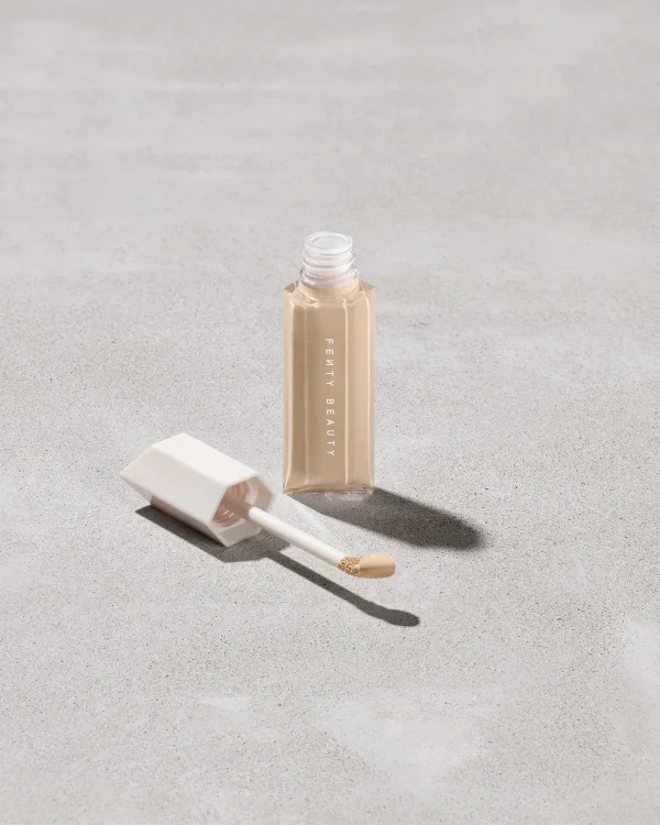 We’re Even Hydrating Longwear Concealer — 190W
