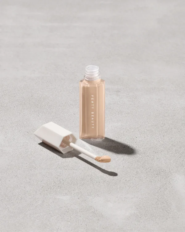 We’re Even Hydrating Longwear Concealer — 225N