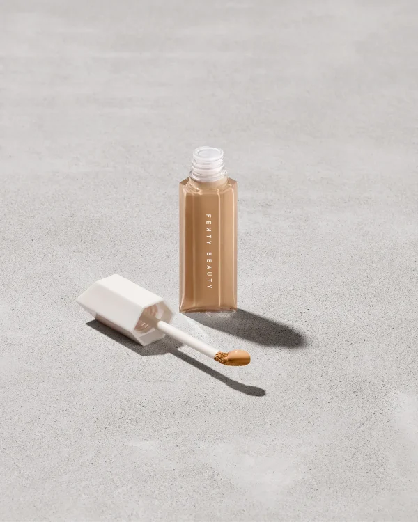 We’re Even Hydrating Longwear Concealer — 290W
