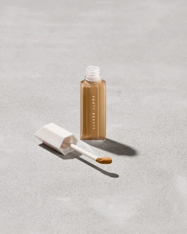 We’re Even Hydrating Longwear Concealer — 315W