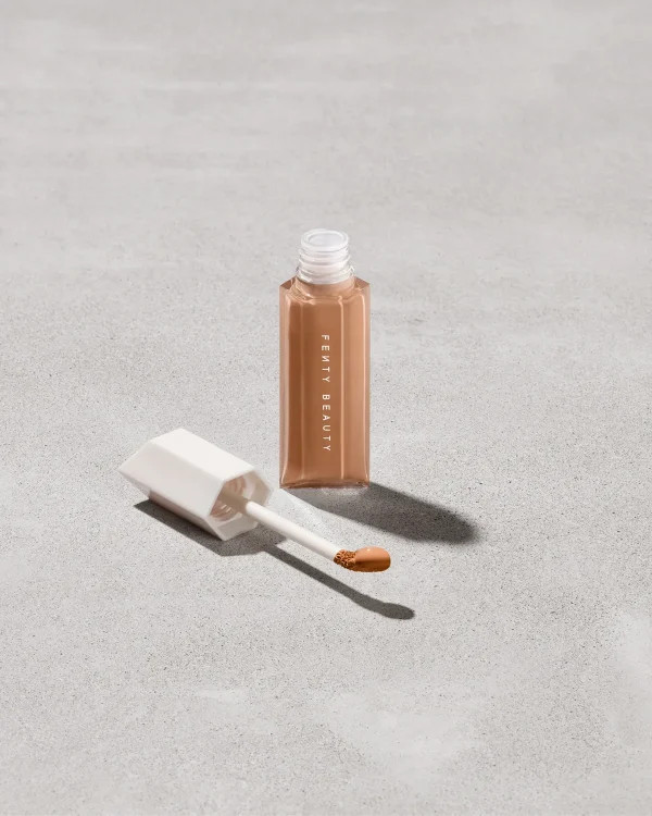 We’re Even Hydrating Longwear Concealer — 345C