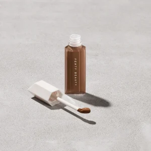We’re Even Hydrating Longwear Concealer — 450N