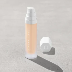 Soft’lit Naturally Luminous Longwear Foundation — 175
