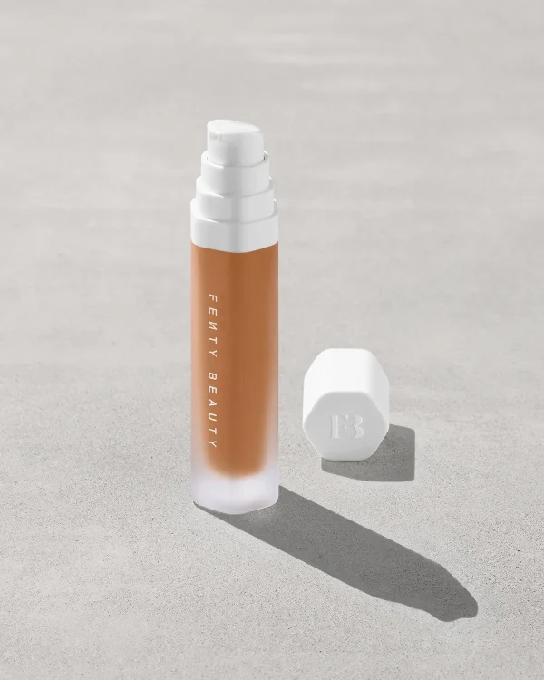 Soft’lit Naturally Luminous Longwear Foundation — 370