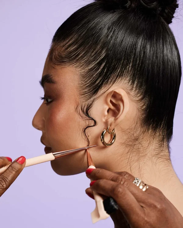 The Side Stick 3-in-1 Edge Styling Tool - Image 8